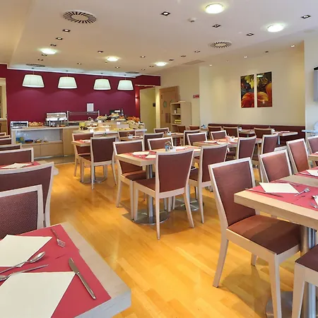 Western Palace 4* フェラーラ