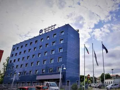 بيست ويسترن بالاس إن فندق فيرّارا