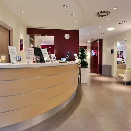 Western Palace Hotel 4*