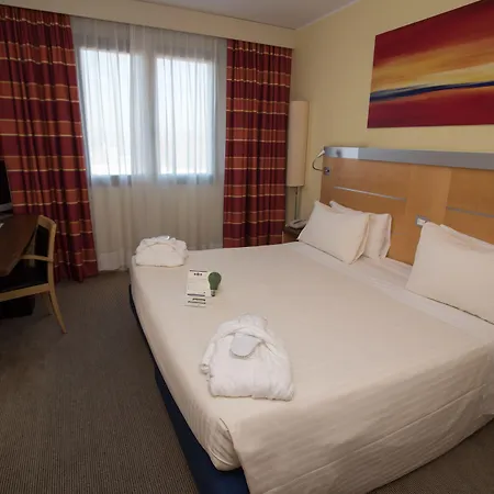 Western Palace Ferrara