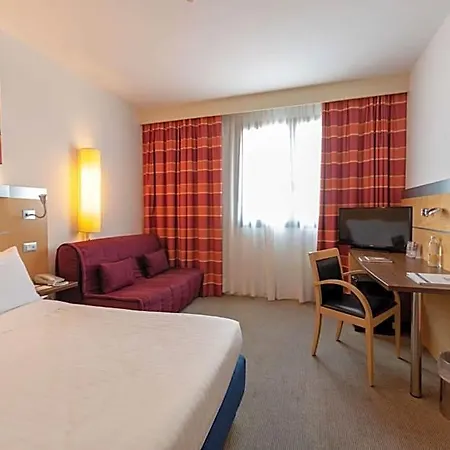 Western Palace 4*