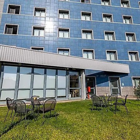 Western Palace Hotel 4*