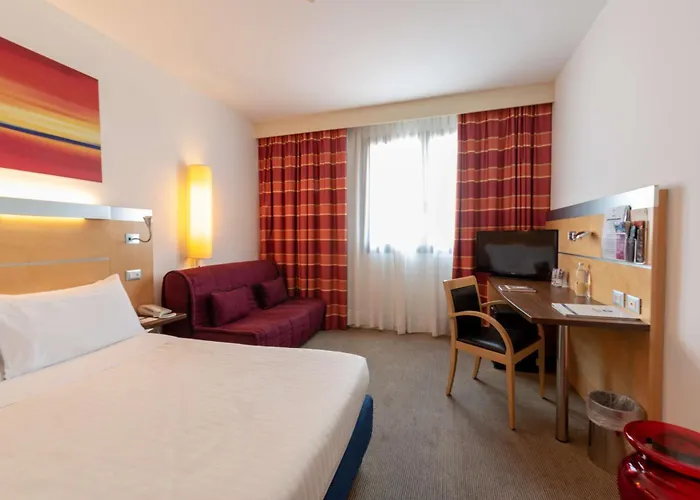 Western Palace Hotel