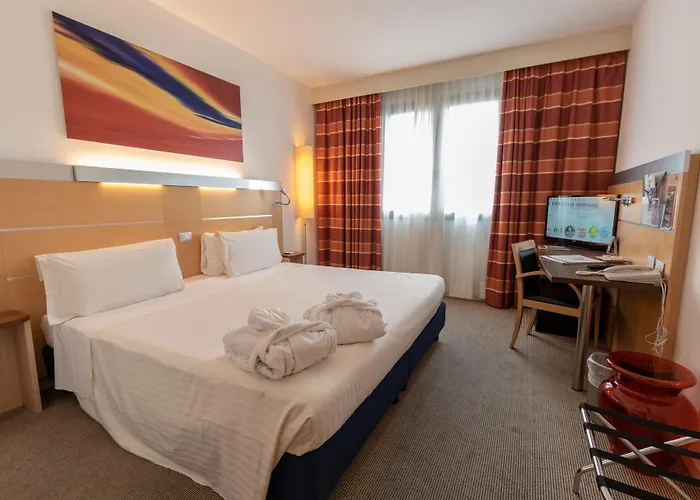 Western Palace Otel Ferrara