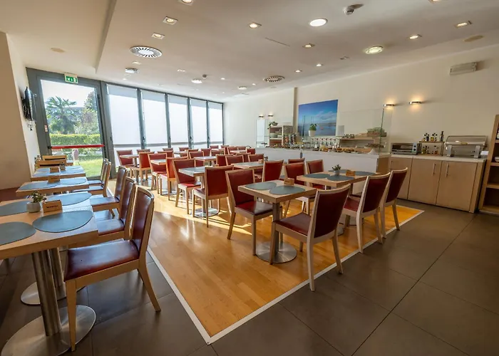 贝斯特韦斯特宫殿客栈酒店 费拉拉